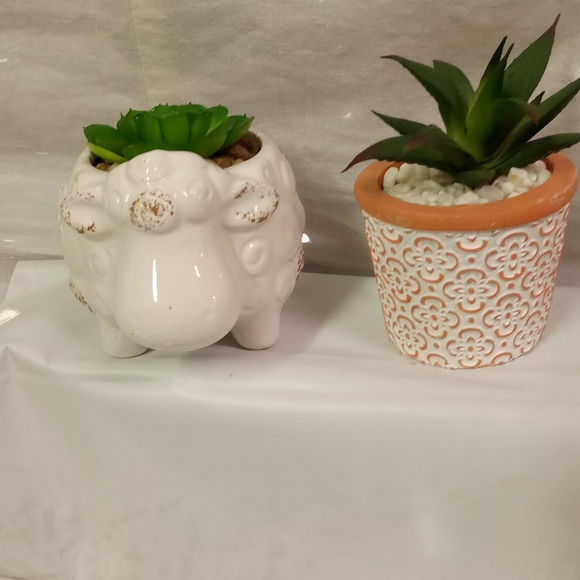 💕2 Old East Main Farm Animal Sheep,Planters,Ceramic Window Shelf Decor - Picture 2 of 8